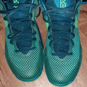 Nike Kyrie 1 Australia